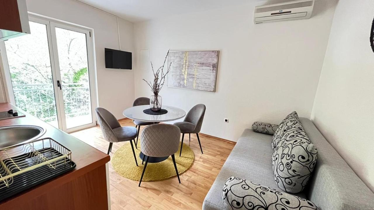Guesthouse Čivljak Baška Voda Eksteriør billede